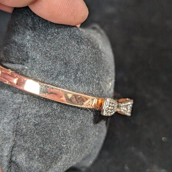 NWOT Kate Spade Pave Bangle “Ready Set Bow” - Picture 3 of 6